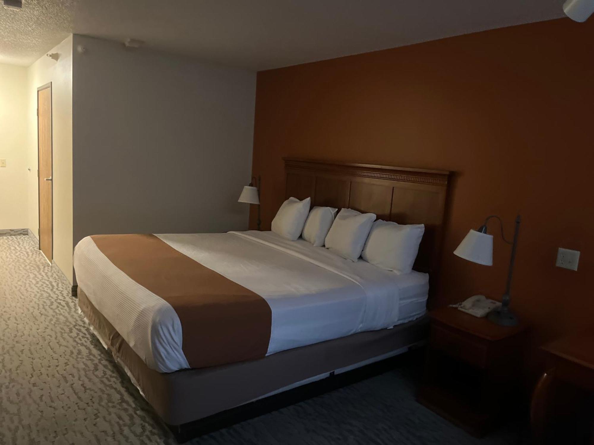 Regency Inn & Suites Anoka Exteriér fotografie