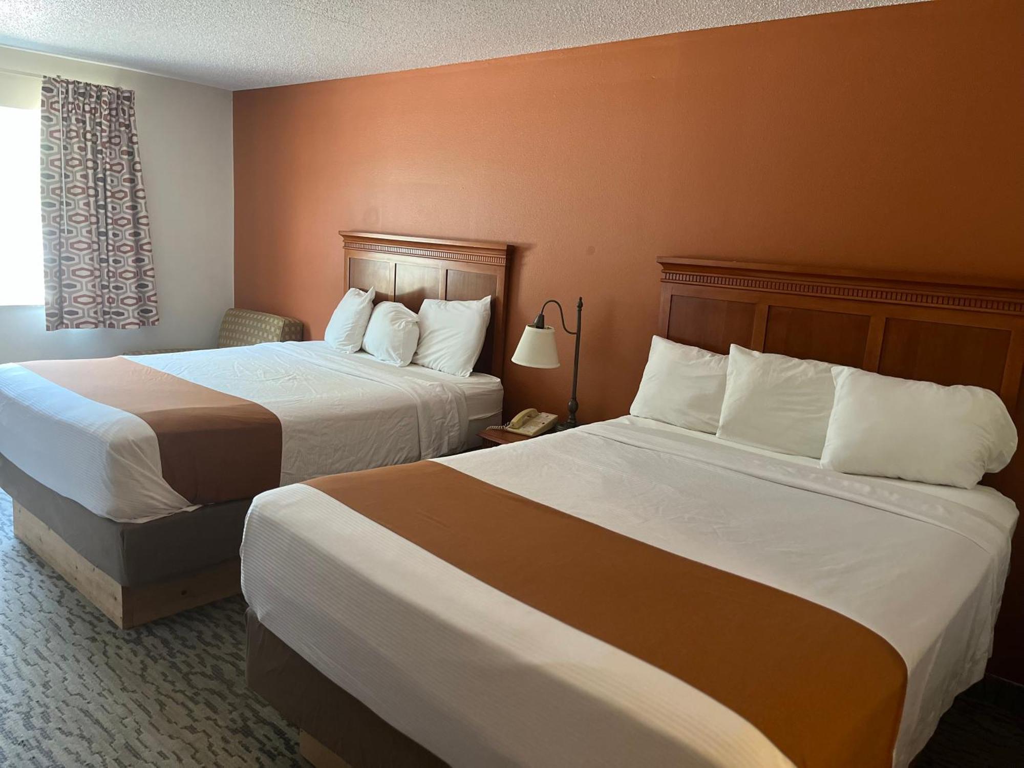Regency Inn & Suites Anoka Exteriér fotografie