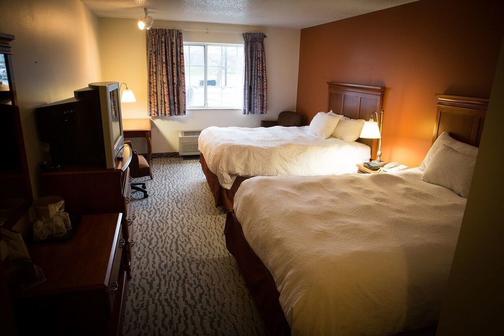 Regency Inn & Suites Anoka Exteriér fotografie